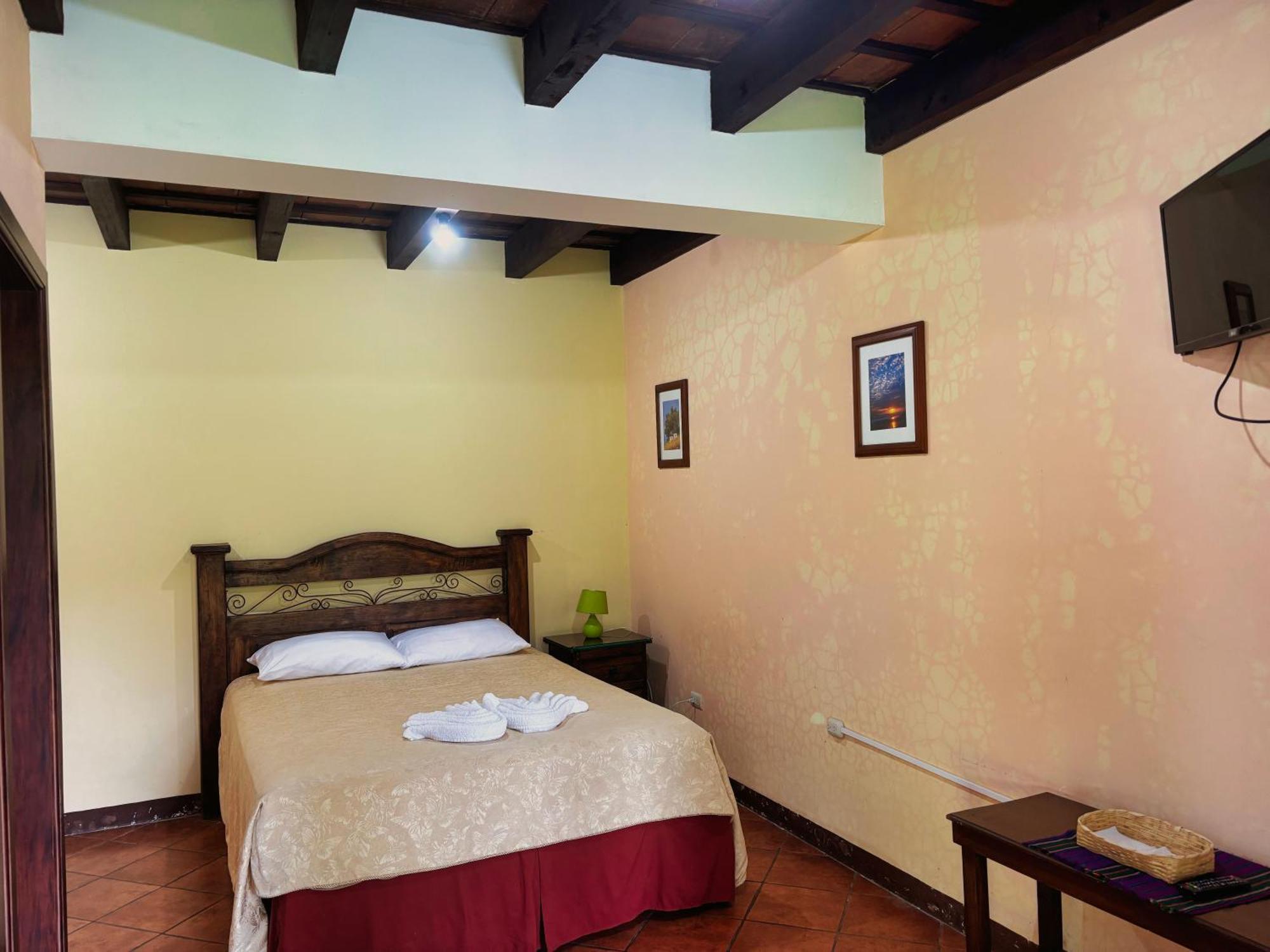 Alana Hotel By Ish Antigua Luaran gambar