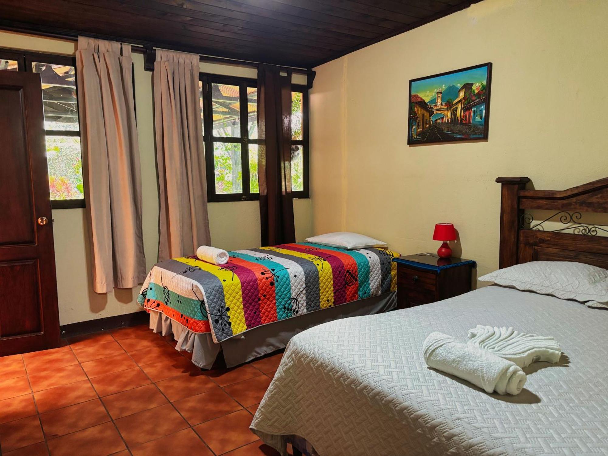 Alana Hotel By Ish Antigua Luaran gambar